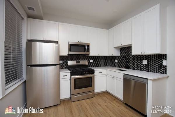 $2,350 / 1br - 700ft2 - $300 Off Month 1! 1Bed/1Bath - In-Unit Laundry, Dishwasher & Elevator! (Lincoln Park)63781678368001122