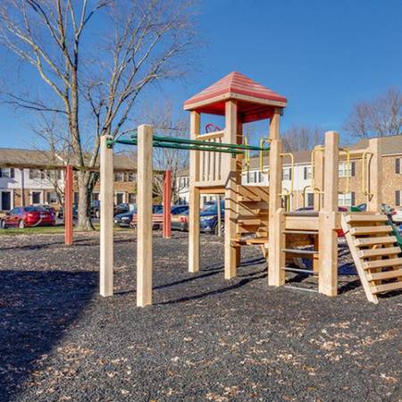 $1,579 / 1br - 769ft2 - 1/BD 1.5/BA, Dog Park, Resident Events (204 Kings Arms Street, Ashland, VA)64027110889091120