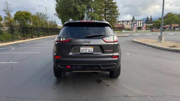 Jeep Cherokee - FINANCING AVAILABLE - $17890.00 (SAN JOSE)63483064898947123