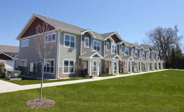 $1,160 / 3br - 1258ft2 - Mantenimiento de Emergencia 24 Horas, en Winneconne WI, 3/hab 1.5/ba (407 S. 5th St., Winneconne, WI)63845964291201124