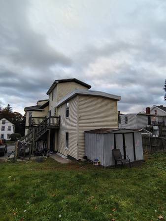 $2,850 / 3br - 1250ft2 - 3-bdrm, 1-bath, laundry in unit, off street parking (Marlborough)64034613909761122
