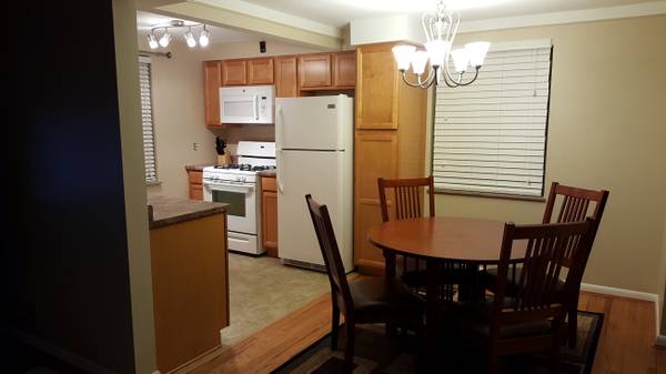 $1,835 / 2br - 1100ft2 - Full Feature Furnished Relocation Housing (Deer Park)63974332067714124