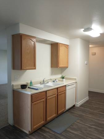 $1,325 / 2br - 858ft2 - 1st Floor!! 2 Bed 1 Bath Apartment Available 10/10/25!! Come and Visit (Kennewick)63850969369473122
