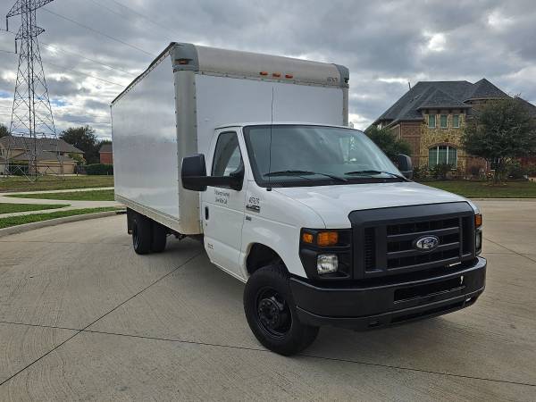 Camióneta de 16 pies - Ford E-350 Econoline 2014 - $3500 (Plano)63484019650433121