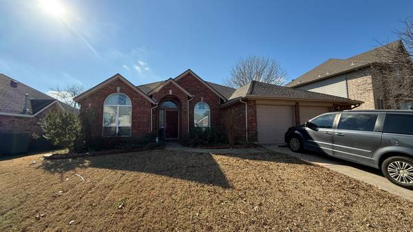 Arlington Investors Off Market 00s build in South Arlington 1