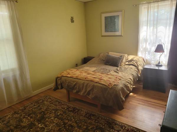 $850 / 3br - 1100ft2 - Habitación semiamueblada en encantadora casa (Arleta/ Woodstock)63820795646979121