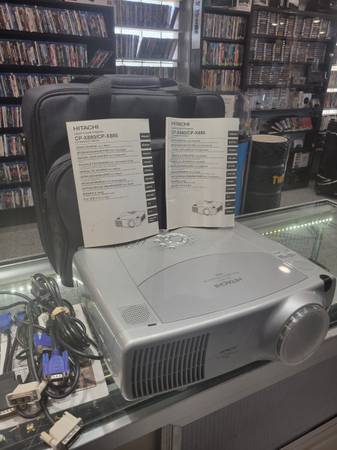 Hitachi Professional 3,500 ANSI Lumens Projector with extras 1