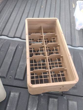 Restaurant dish room supplies 1