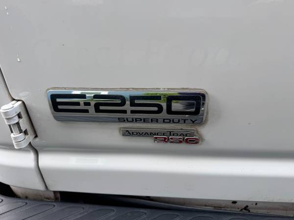 2013 Ford Econoline E250 Only - Photo 10