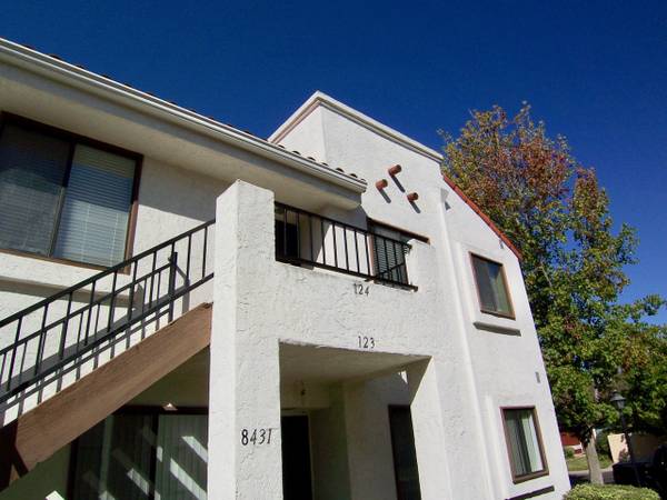 $2,495 / 2br - 886ft2 - Delightful Upper Unit Mira Mesa Condo In The Villas At Westmort (8431Westmore Rd #124, Mira Mesa)64037045741441121