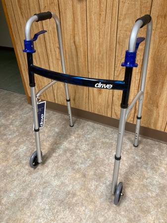 Drive Medical 10226-1 Trigger Release Folding Walker with 5" wheels 1