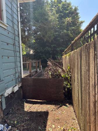 Bernals Yard maintenance (541) 953 5621 1