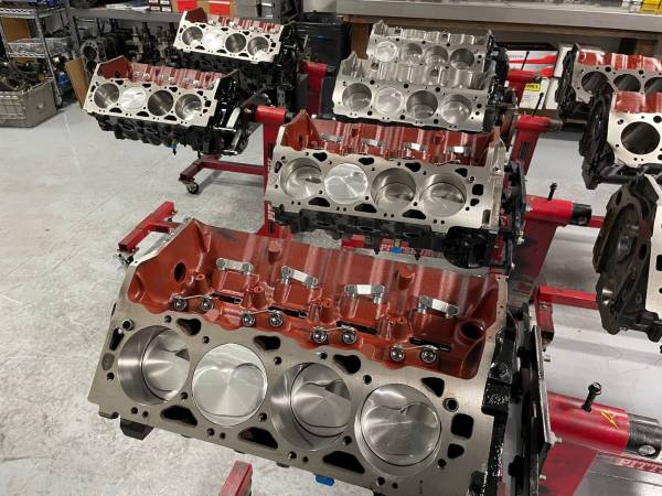 Muscle Marine 540 , 555 & 572 Offshore Racing Short Blocks 1