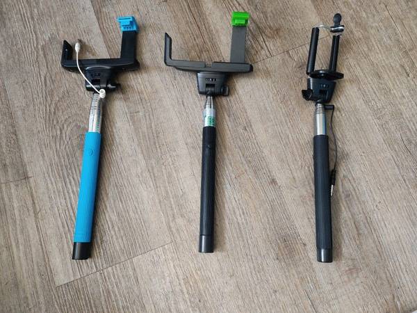 Selfie Stick For Sale ($5 Each) 1