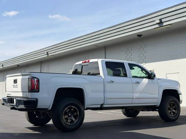2017 GMC Sierra 1500 Crew - Photo 10