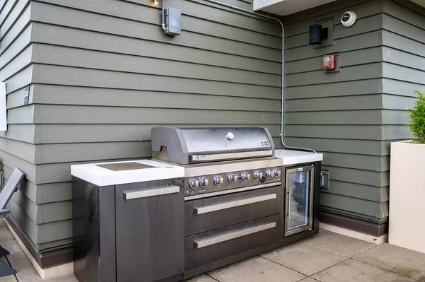 $1,287 / 441ft2 - Cozy Studio with In Unit W/D! Pets Welcome! (Sellwood)63842025096067124