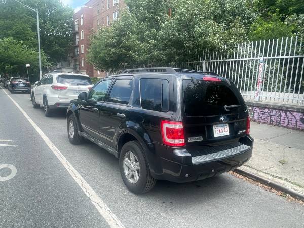 2008 FORD ESCAPE 4WD 4C HYBRID - $4,500 (Brooklyn)63654711330049122