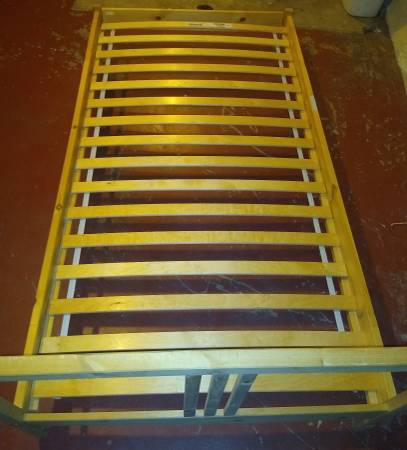 Twin bed frame and slats 1
