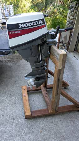 Honda Fuera de Borda 9.9 de Cuatro Tiempos 1987 - $600 (Isla Camano)63470980475395120