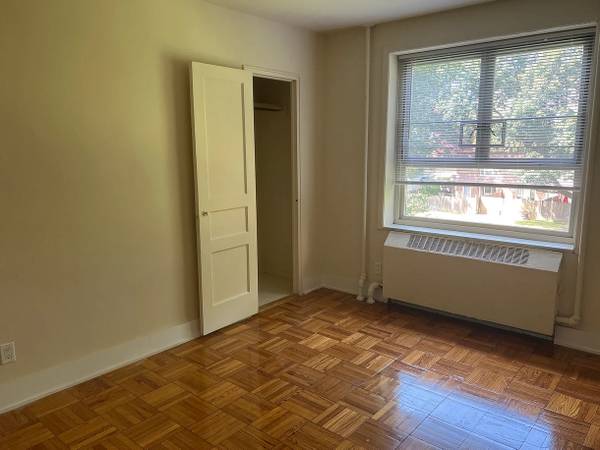 $1,500 / 2br - Clean & Spacious 2BR Apartment in East Bronx (Bronx)64033292059009122