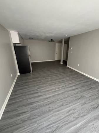 $1,350 / 1br - Move in special $999 TOTAL MOVE IN COST!63989074446978123