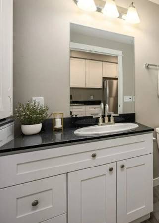 $1,675 / 1br - 680ft2 - Controlled Access Building, Controlled Access Parking Garage (Bellingham)63920959021698122