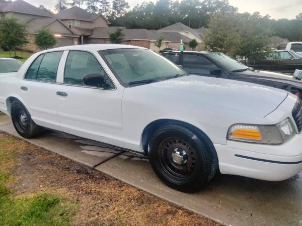 Interceptor de Policía Ford Crown Victoria 1999 - $2,100 (Willis)63622447871107120