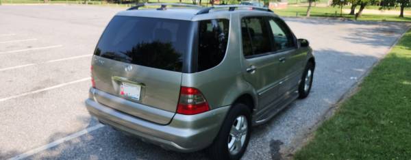 <2005 Mercedes Benz ML 350 SE*Título limpio*Pocos kilómetros*Bien mantenido - $4,950 (Rosedale)63471783393667124