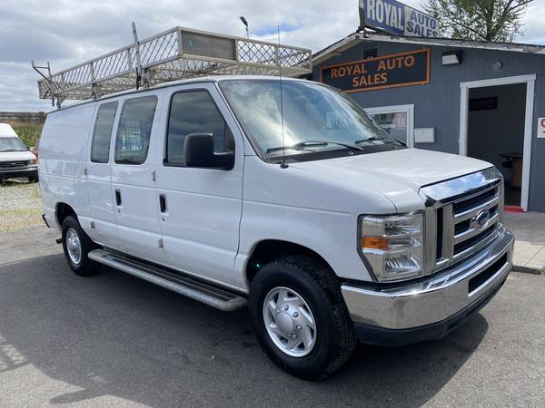 Furgoneta de carga Ford Econoline E250 2012 $12,999 - $12,999 (Algona)63475012273281120