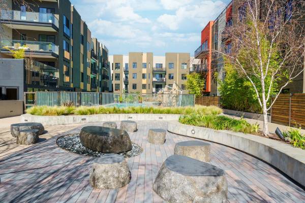 $4,715 / 2br - 1059ft2 - Vida en 2 dormitorios sin esfuerzo: centro de fitness, cine, estacionamiento incluido (san jose oeste)63664202803713120