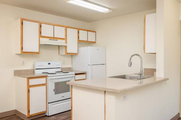 $1,122 / 1br - 658ft2 - Easy Access to Hwy 26, Extra Storage, Fitness Center, Ceiling Fan (Hillsboro)63831326059011123