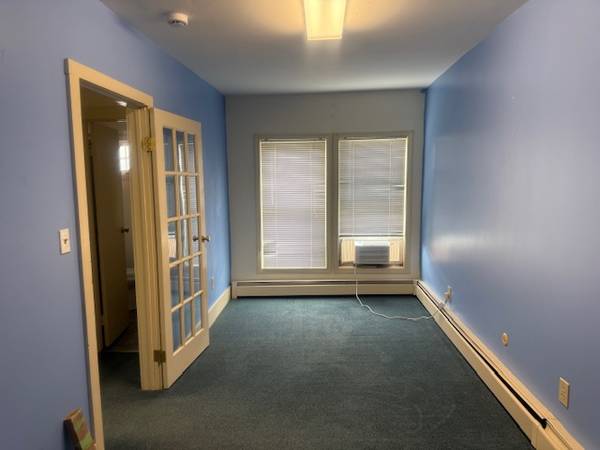$1,100 / 1br - 1 bedroom (SoM) (210 S Main)63784617320451120