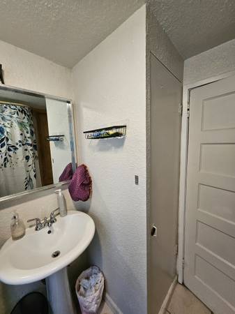 $650 🏡Cozy Room in Vibrant Bucktown Neighborhood (Bucktown)63202883325569123
