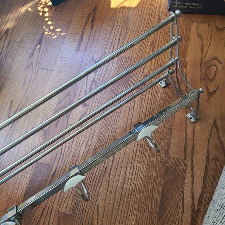 Pottery Barn Toalla de hotel Mercer Train Rack - $130 (Mukilteo)63471460766467123