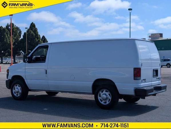 2013 Ford E-150 - Photo 5