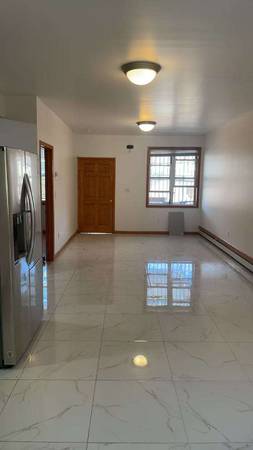 $3,200 / 3br - 3 BedRms 2 BathRms 2 Decks Battery Ave 2nd FL Brooklyn NY 11209 (Brooklyn NY)63949684892163124