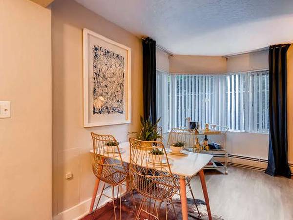 $1,160 / 1br - 520ft2 - Storage space, On-site management, BBQ grills, Bay windows (1969 SW Park Ave Portland, OR 97201)63777385110019124