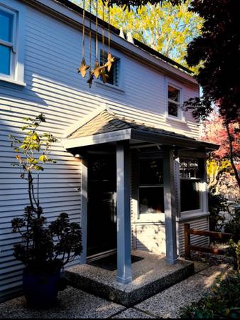 $3,680 / 2br - 1150ft2 - CHARMING TWO BEDROOM IN MIDTOWN SC (Santa Cruz)63826176727427122