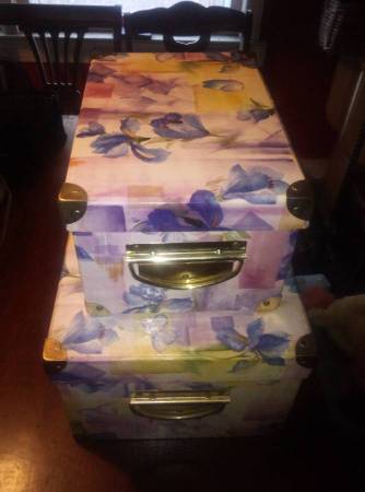 Two Sturdy Gift Boxes 1