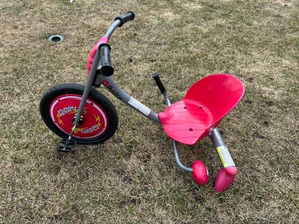 RAZOR FLASH RIDER $29 1