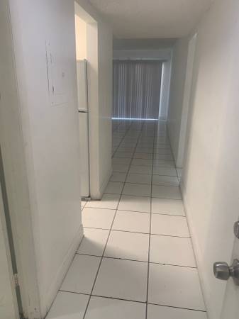 $2,299 / 2br - 1200ft2 - 2 BEDROOM APARTMENT / 1 BATH (HIALEAH)64002015220994121