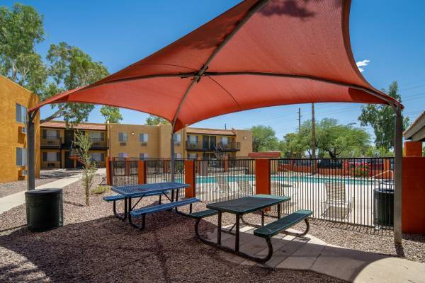 $799 / 1br - 463ft2 - Una Recamara Solo $799! Renta GRATIS Hasta El 15 De Octubre! (Park View Apartments)63674860227331121