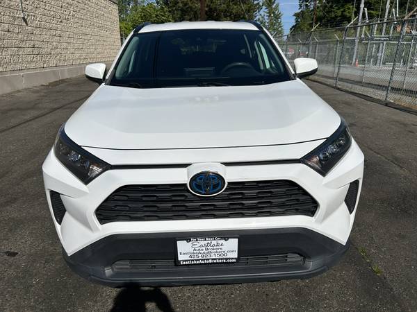 2019 Toyota Rav4 LE Híbrido 4WD --Operación local, título limpio, ahorra gasolina-- - $22,950 (Kirkland)63613978904065121