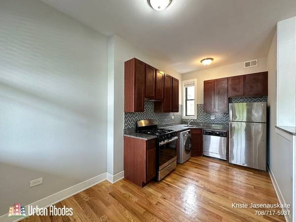 $3,295 / 3br - 1100ft2 - $300 off First Months Rent 3 Bedroom, 1 Bath in Glencoe (Glencoe)63781655208835122