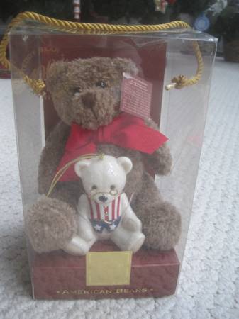 Lenox For The Holidays American Bears Set - NEW 1