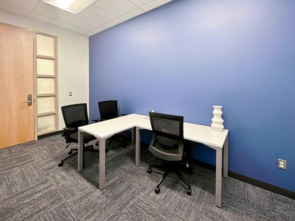 $286 Choose Where You Want to Work (Perfect for Hybrid Working)64196985861634121