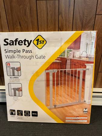 Child Gate 1