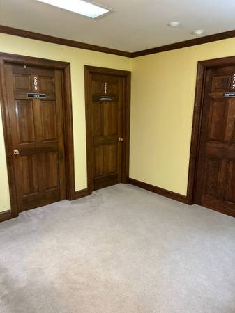 $575 / 120ft2 - 1st Month Free - FURNISHED OFFICE IN TOP MEDICAL /BUSINESS AREA (VIRGINIA BEACH)64053703969027121