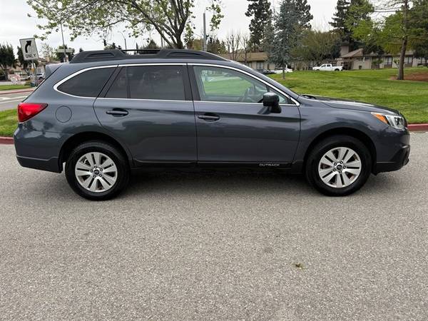 2015 Subaru Outback 2.5i Premium / Título Limpio - $10,45063622724569603122