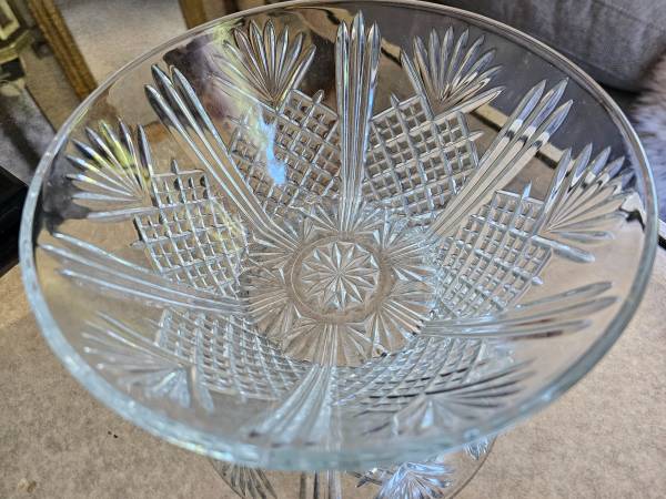 Cuenco decorativo de cristal cortado vintage con diseño de piña - $40 (Auburn)63471460138627122